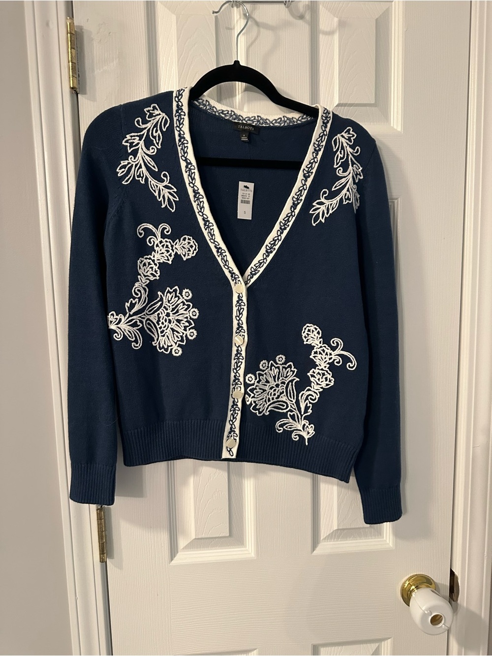 NWT Talbots Navy V-Neck Cardigan with White Floral Trim